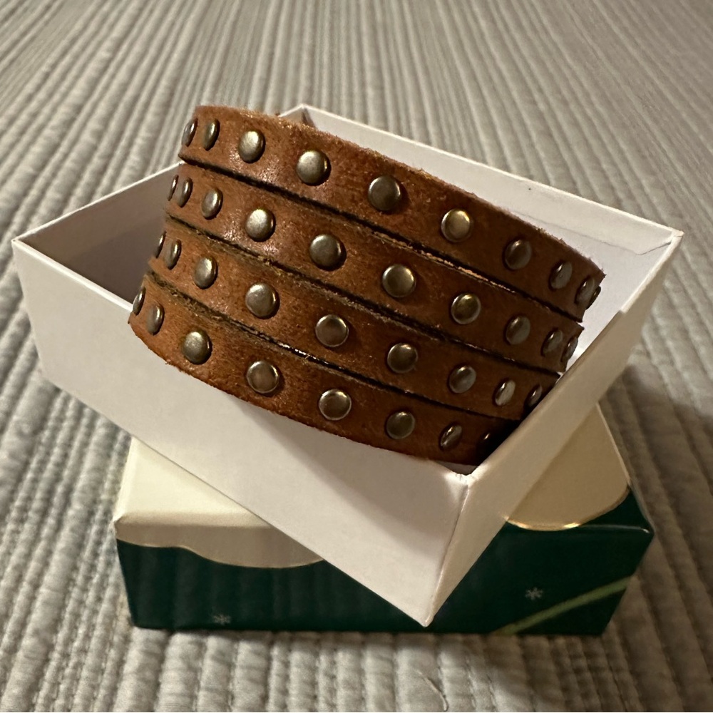 Brown Studded Leather cuff Bracelet BN